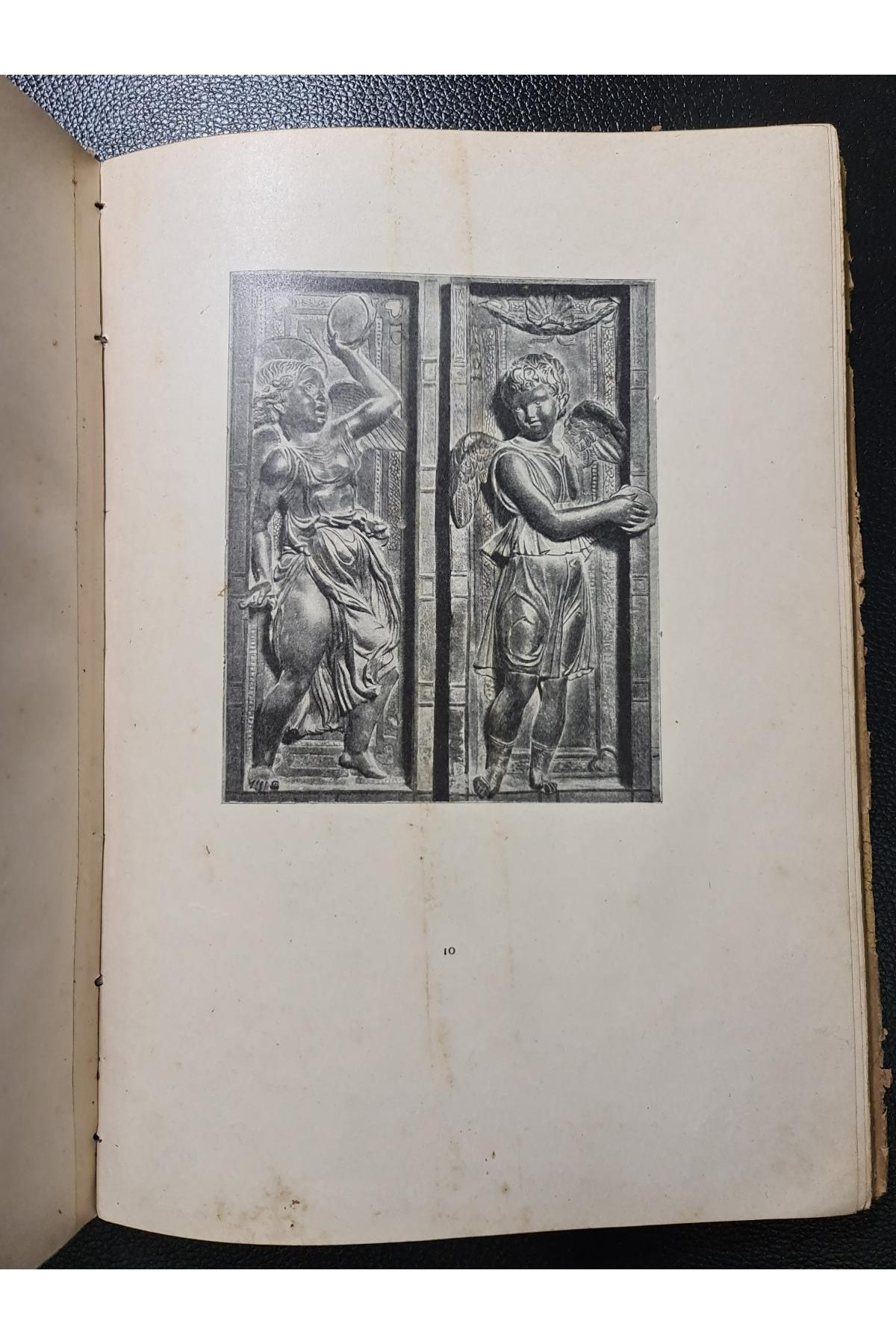 1913 г. ﻿ Проблема формы в изобразительном искусстве и собрание статей